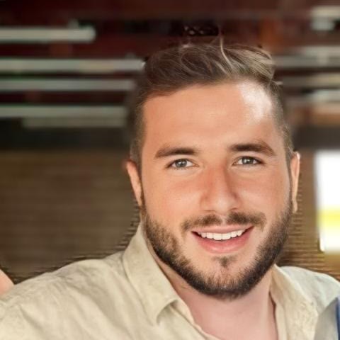 Felipe Fassina, engenheiro de produção e fundador do Setup Perfeito